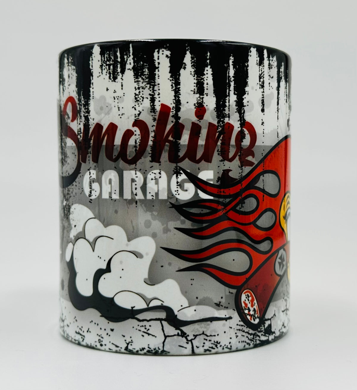 Vintage Becher Smoking Garage