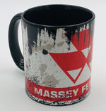 Lade das Bild in den Galerie-Viewer, Vintage Becher Massey Ferguson
