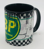 Lade das Bild in den Galerie-Viewer, Vintage Becher British Petrol
